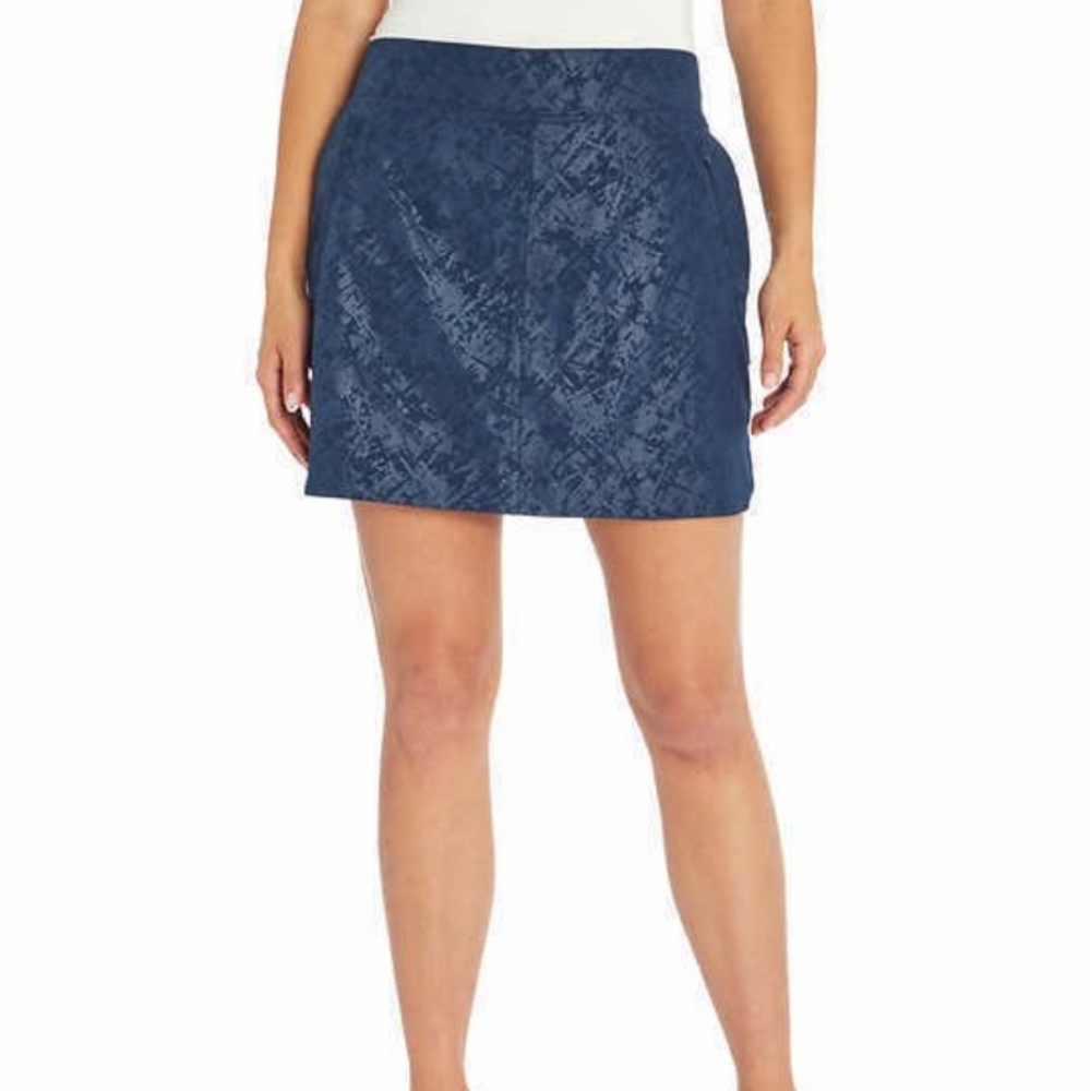 Orvis Embossed Navy Travel/Hiking Skort - Size Small
